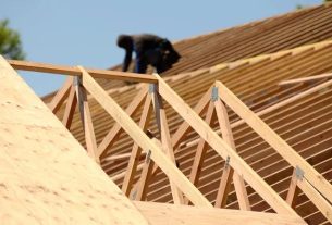 How Professional Roofing Contractors Ensure Durable Results