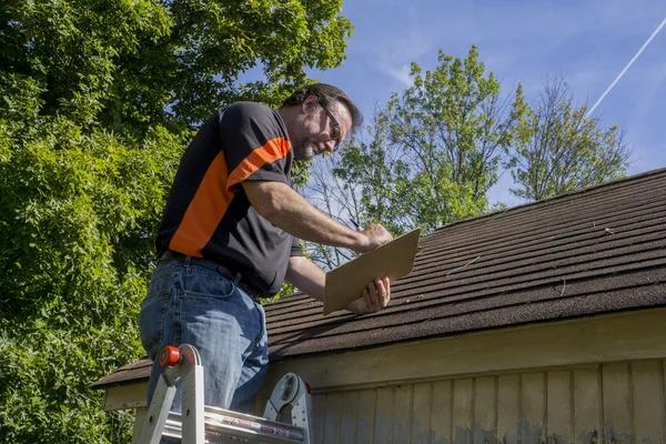 Knoxville Roofer Services: Keeping Your Home Safe and Dry