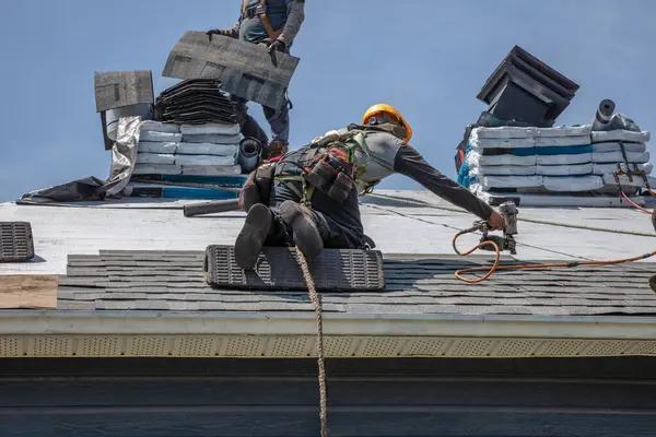 Reliable Roofers St Charles Teams for Commercial and Home Roofing