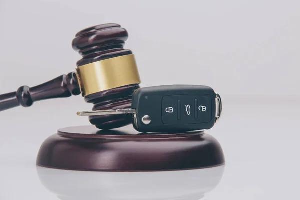 Why Immediate Legal Assistance Matters Following a Car Crash