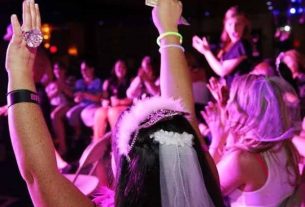 Exotic Dancer San Diego: Enhance Your Special Celebration.