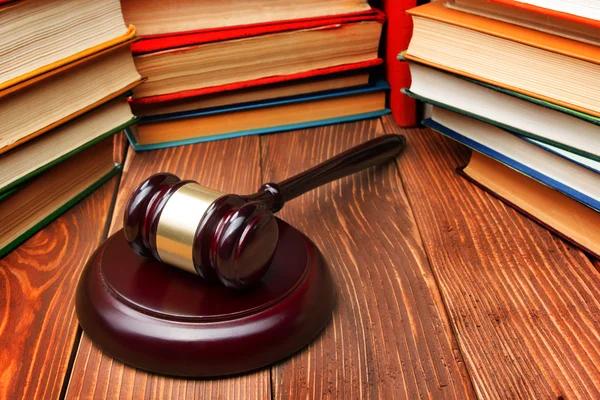 Everything You Need to Know About a Family Law Lawyer