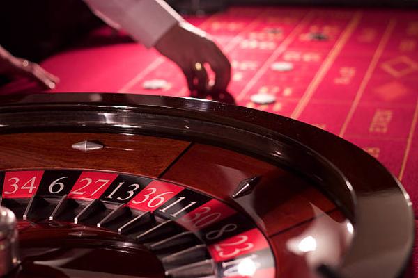 Explore Live Dealer Casino Games through the top online casinos for Players