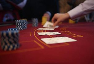 1Choosing a ポーカー アプリ Based on Game Variety and Usability